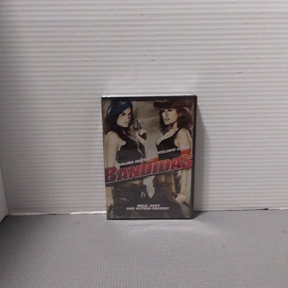 BANDIDAS - Picture 2 of 2